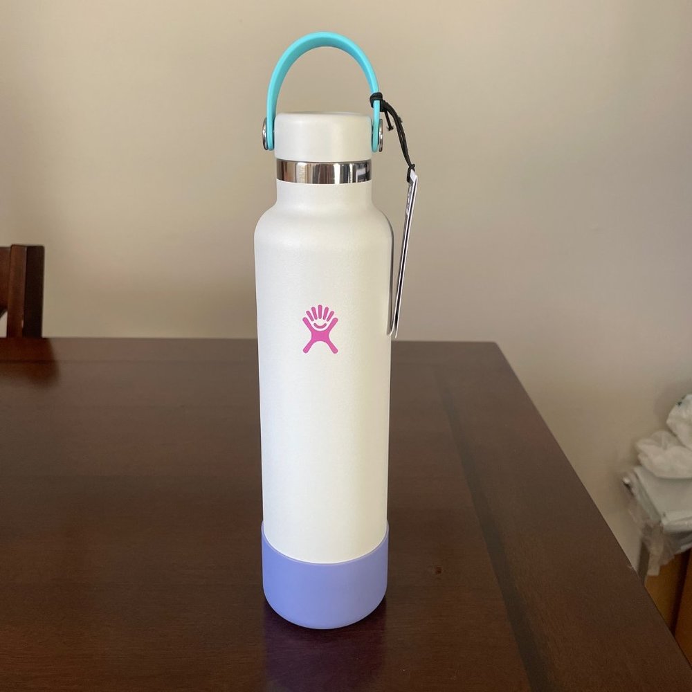**Special Edition** Hydro Flask w Flex Cap and Boot White Purple "Wind" 24oz